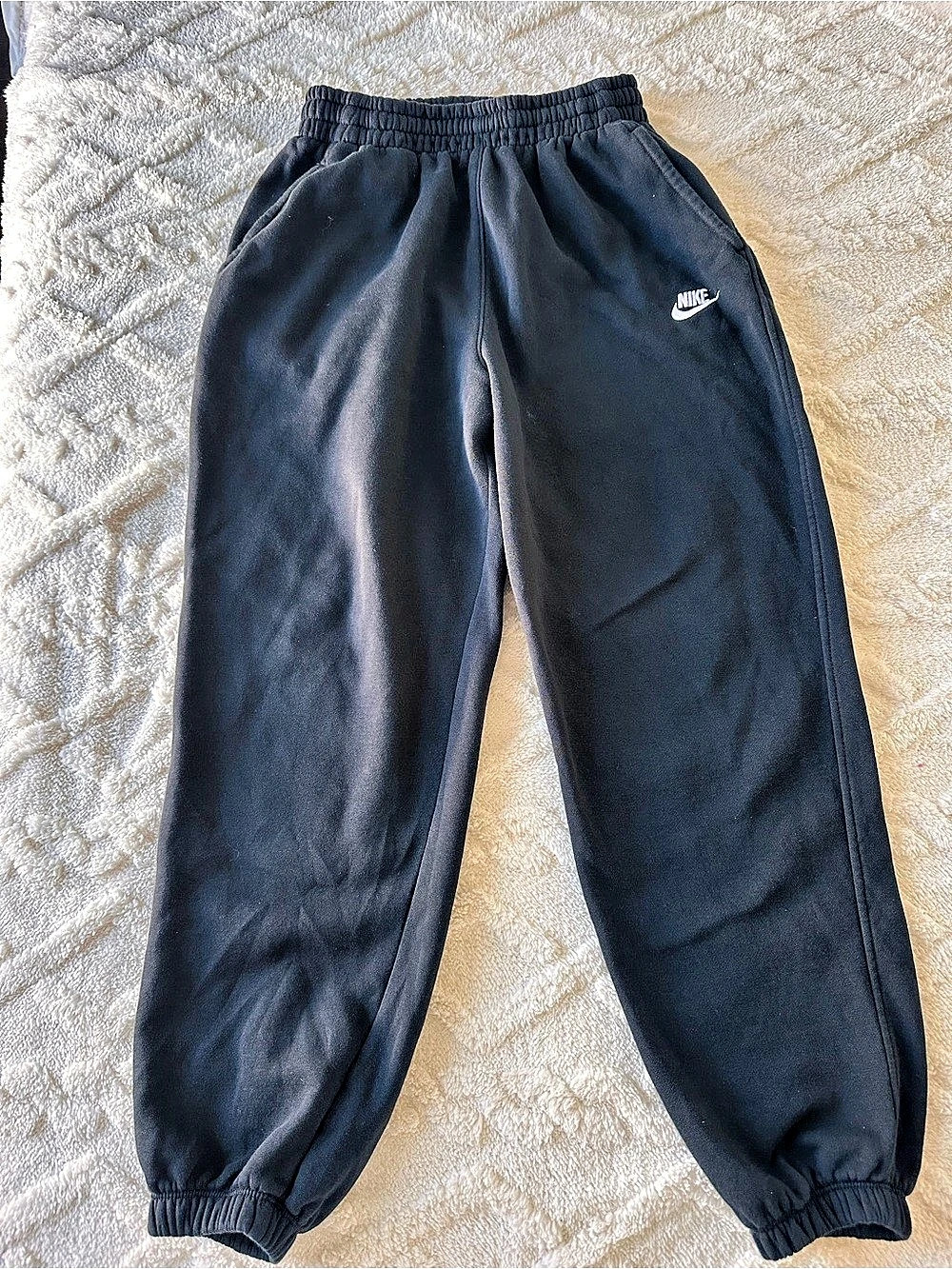 Nike Sportswear Club Fleece Mid-Rise Joggers Black Large